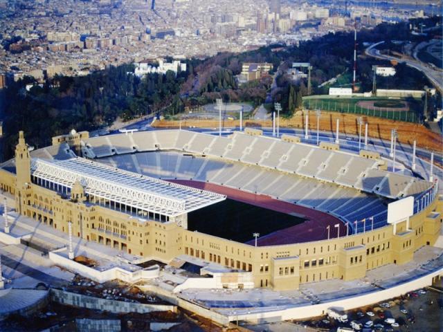 足球比赛免费直播在线-由于诺坎普整修 2023-24赛季巴萨将启用临时主场