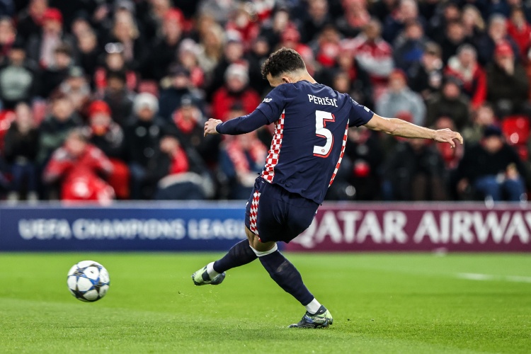 足球免费直播观看-罗马诺：佩里西奇不是100万或200万就能带走的，他渴望回归国米